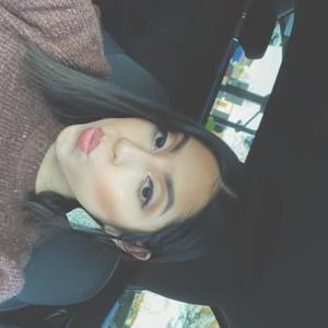 Meet your Posher, Alexis